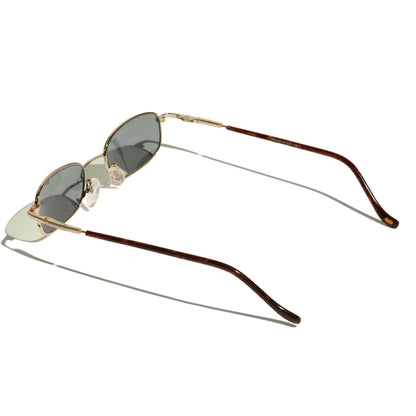 Friday (by Catch 22)