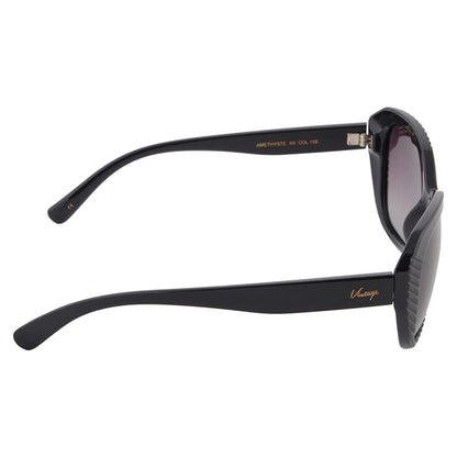 Vintage colour_ Black